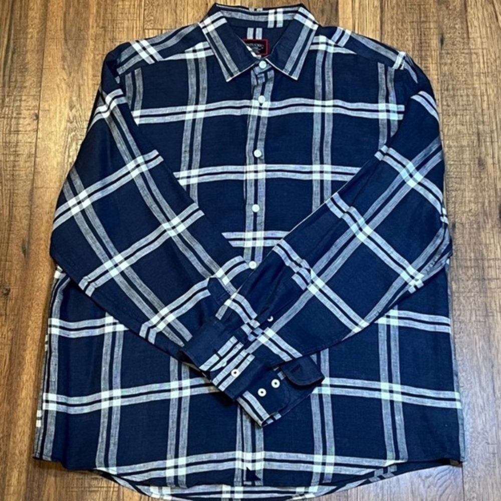UNTUCKit Navy Plaid Casual Button Down Shirt